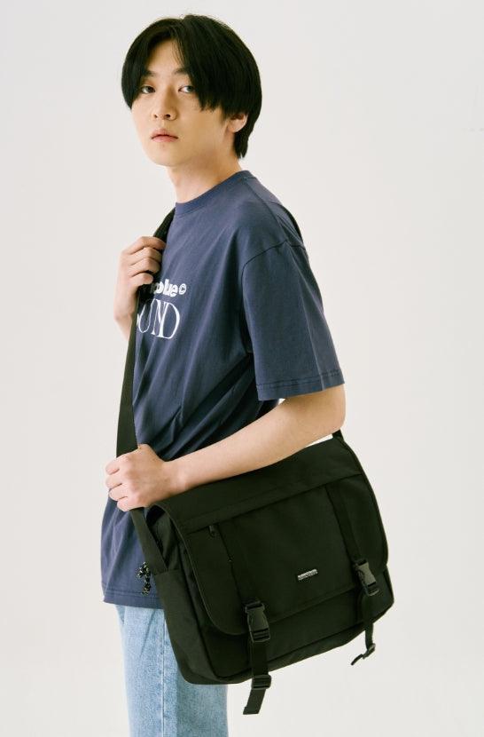 オルモストブルー(Almost Blue) ORDINARY MESSENGER BAG