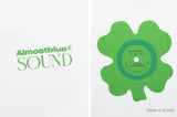 オルモストブルー(Almost Blue) ALMOSTBLUE SOUND GRAPHIC T-SHIRT - CLOVER VINYL