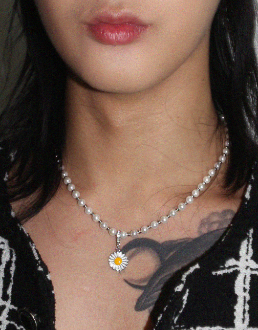 BLACKPURPLE (ブラックパープル) 	  daisy pendant