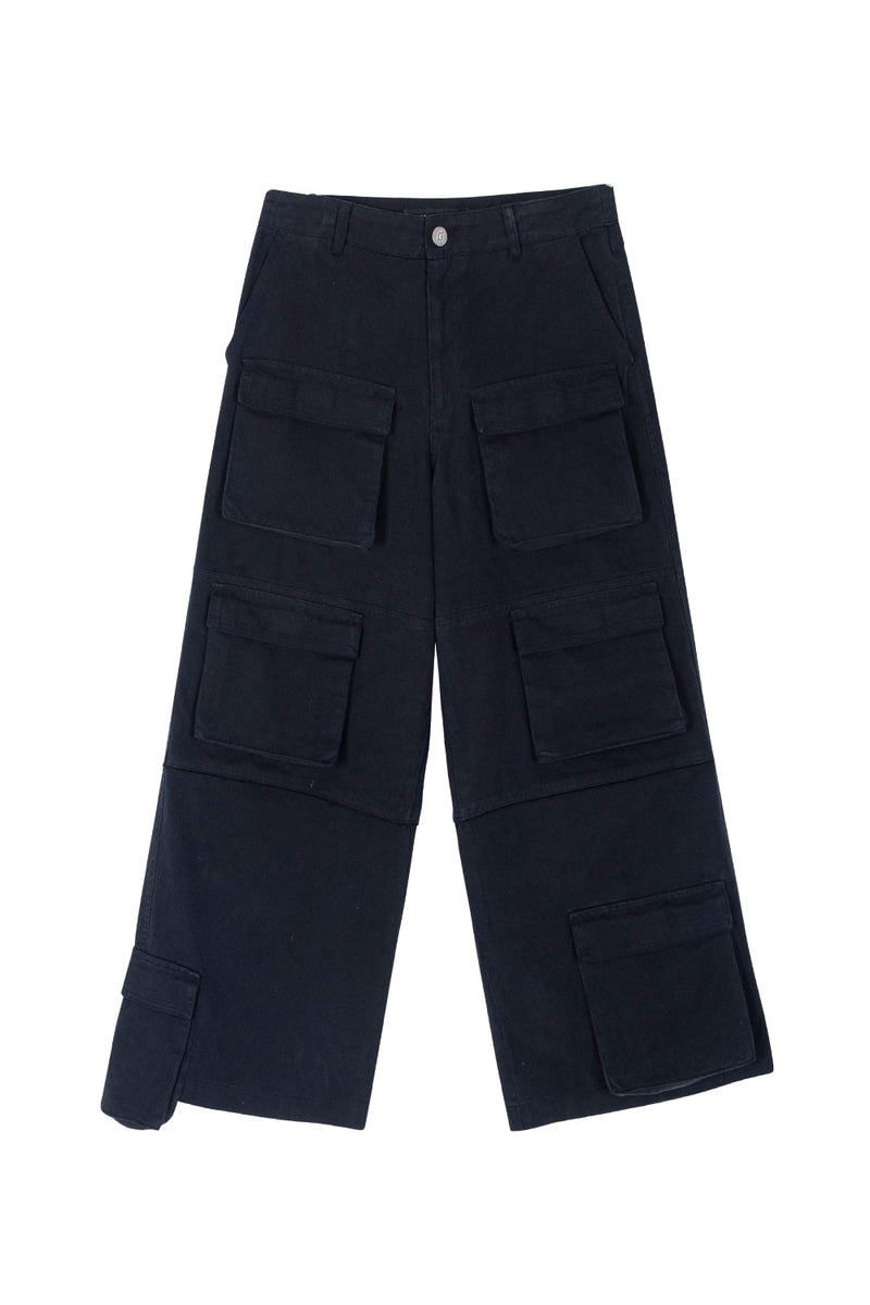 GRAFFITIONMIND(グラフィティオンマインド)          OVERSIZED MULTI POCKET CARGO PANTS (BLACK)