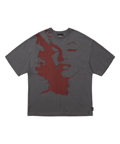 アジョバイアジョ(AJOBYAJO) MM Face T-Shirt [CHARCOAL]