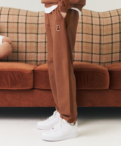 AQO_studiospace(アコスタジオスペース)      BEAR TRACK JOGGER PANTS BROWN