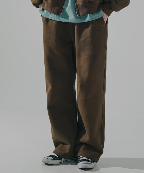 ダブルユーブイプロジェクト(WV PROJECT)  Kani Straight Sweat Pants Brown MJLP7628