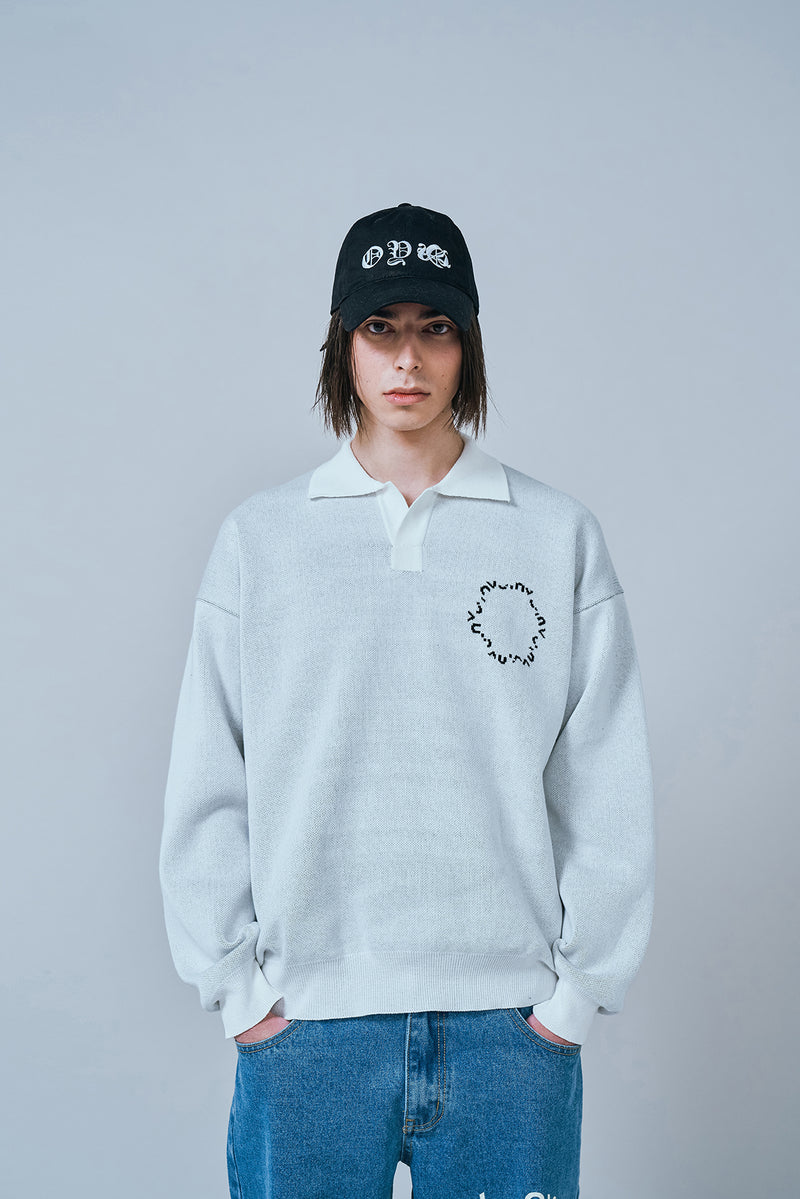 オーワイ(OY) ROUND LOGO COLLAR KNIT-WHITE
