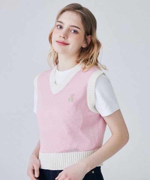 AQO_studiospace(アコスタジオスペース)       BEAR COMBINATION CROP VEST PINK