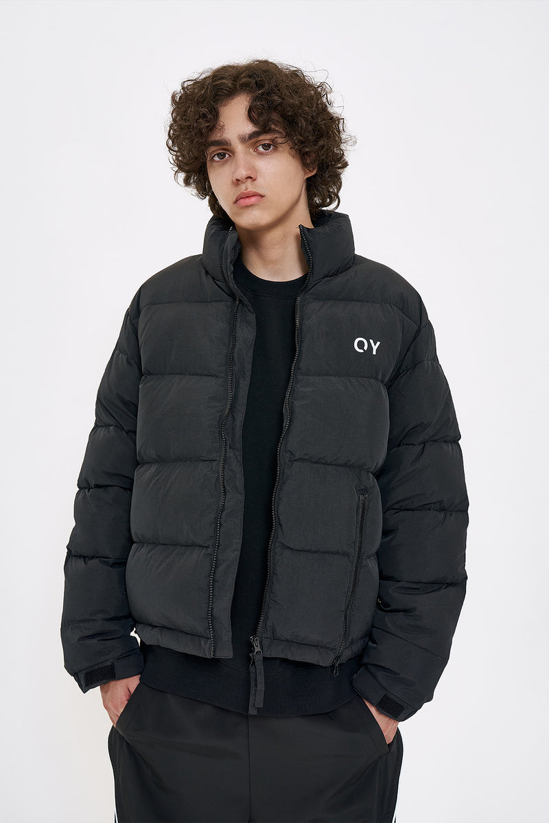 オーワイ(OY) SIDE ZIPPER LOGO DOWN JUMPER-BLACK