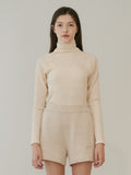 TMO BY 13MONTH（ティーエムオーバイサーティンマンス）PLEATED TURTLE NECK TOP (IVORY)