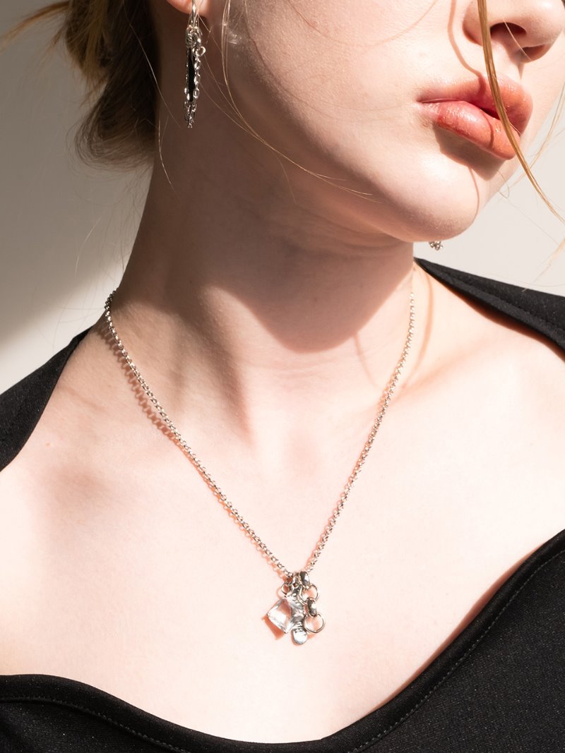 BABLETWO  (ビーエーブルトゥー)   Twinkle Pendant Necklace