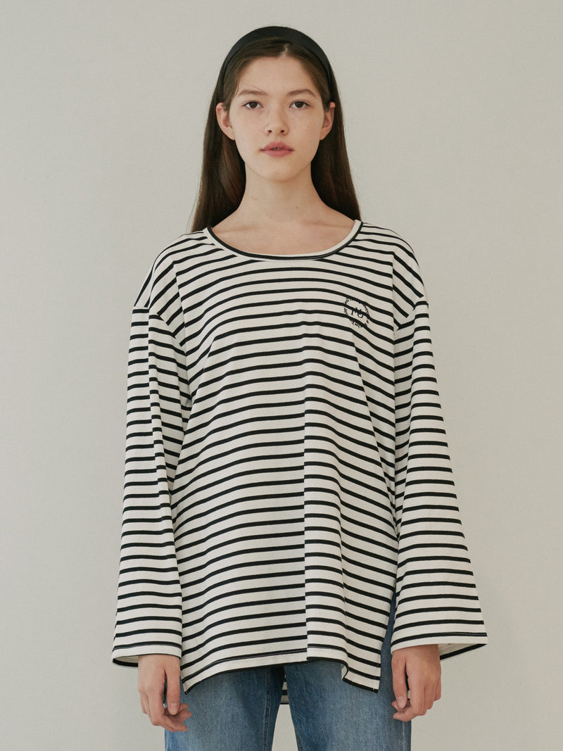 TMO BY 13MONTH（ティーエムオーバイサーティンマンス）SIDE SLIT T-SHIRT (BLACK)