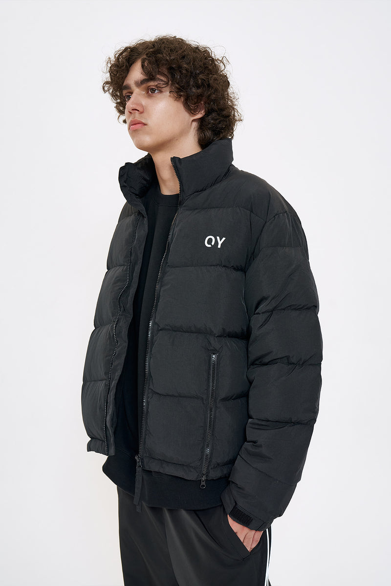 オーワイ(OY) SIDE ZIPPER LOGO DOWN JUMPER-BLACK