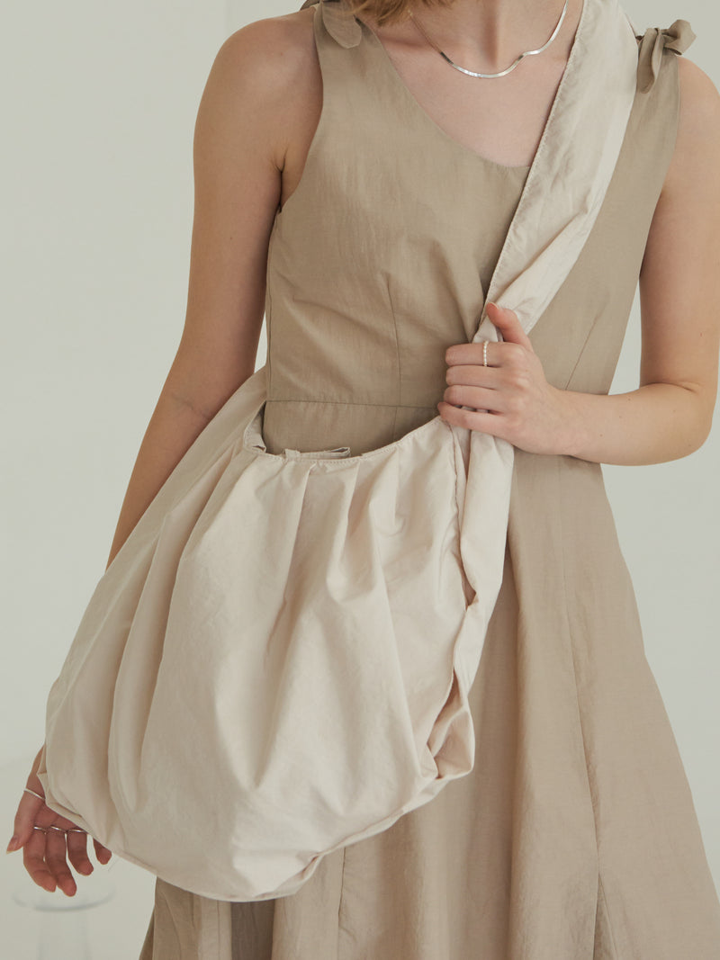 TMO BY 13MONTH（ティーエムオーバイサーティンマンス）SHIRRING BIG ECO BAG (IVORY)