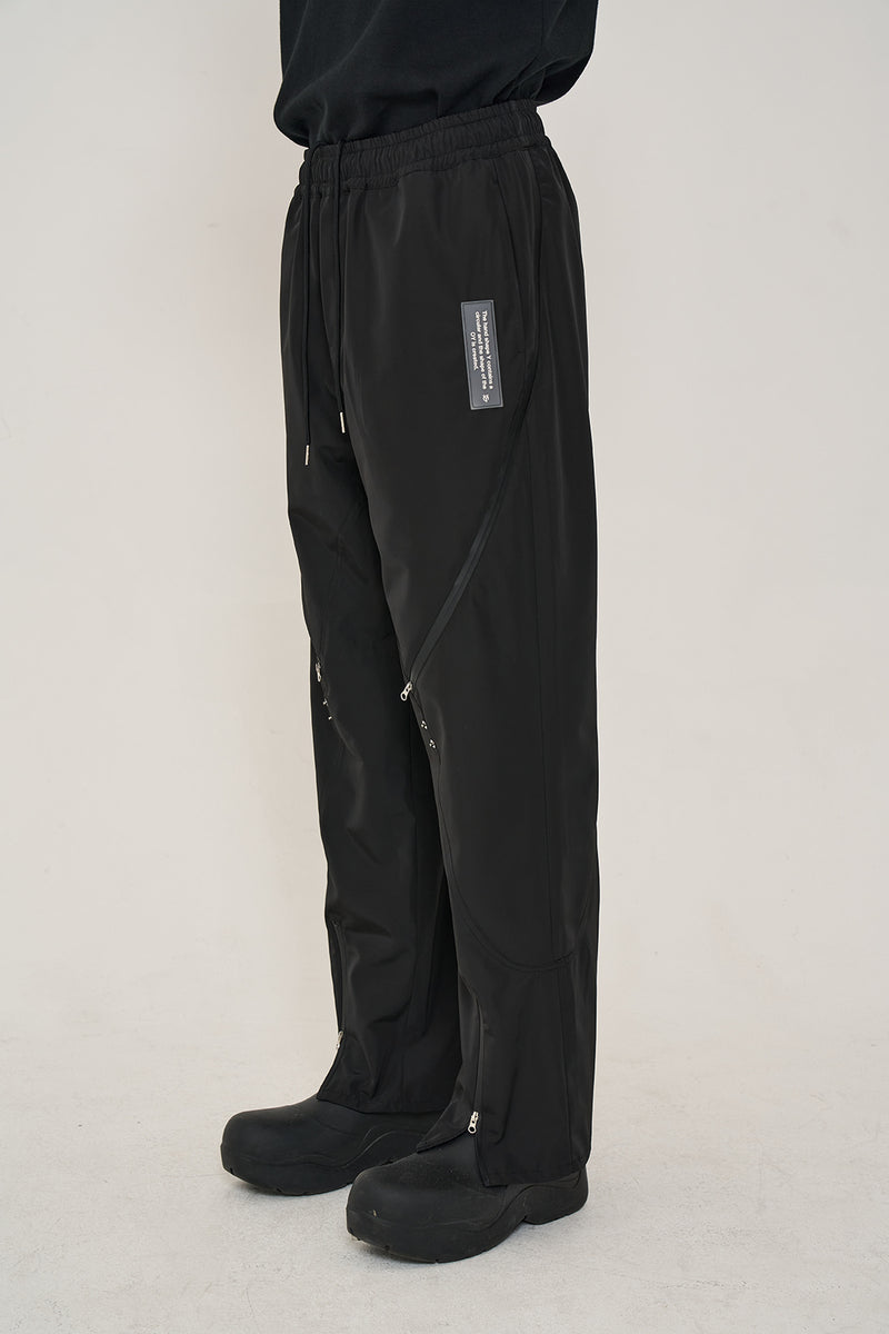 オーワイ(OY)   CURVE ZIPPER PANTS-BLACK