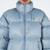 アクメドラビ(acme' de la vie) ADLV 3D LOGO SHORT DUCK DOWN JACKET SKYBLUE