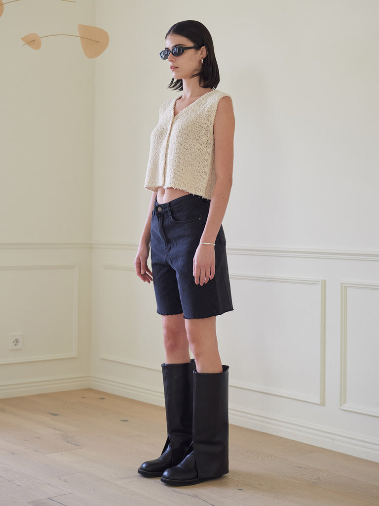 TMO BY 13MONTH（ティーエムオーバイサーティンマンス）CUTOFF DENIM SHORTS (BLACK)