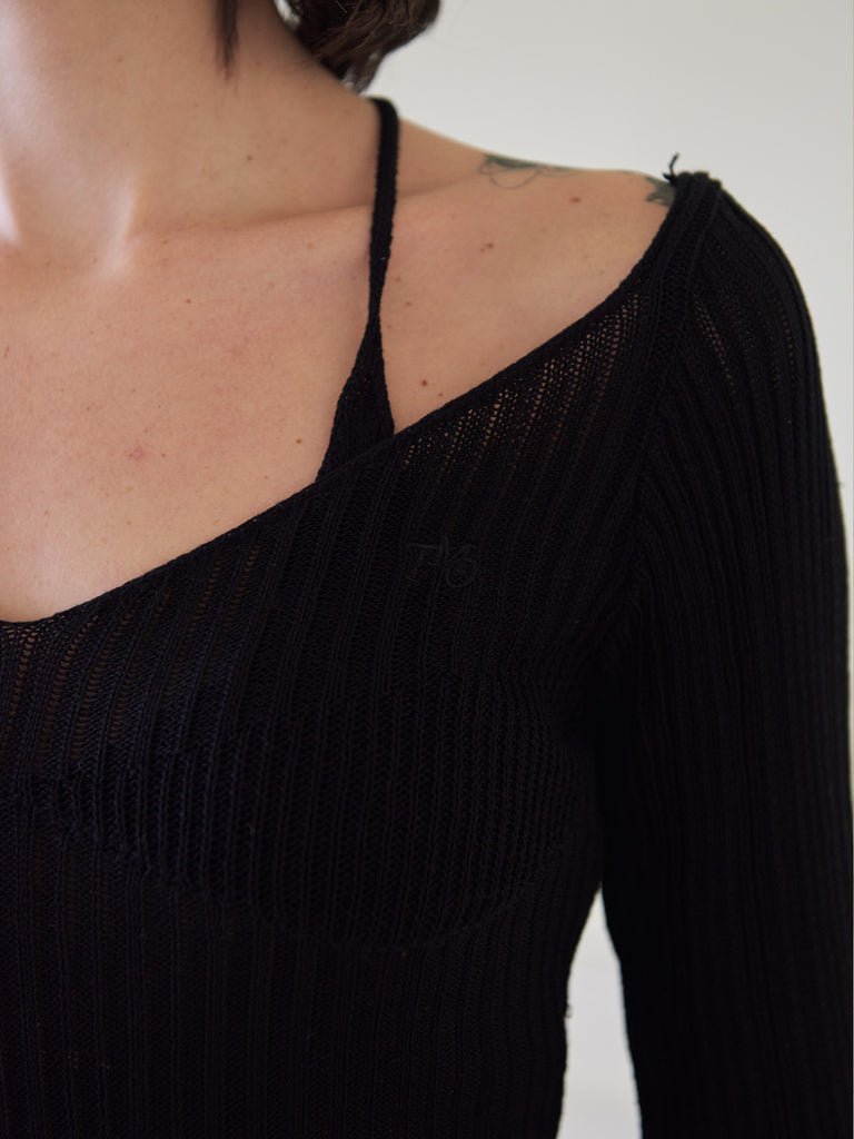 TMO BY 13MONTH（ティーエムオーバイサーティンマンス）HALTER NECK KNIT TOP (BLACK)