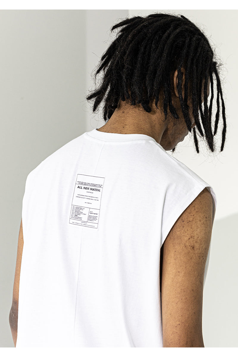 マスノウン(MASSNOUN)  RESTRUCTURE OVERSIZED SLEEVELESS MUZSV002-WT