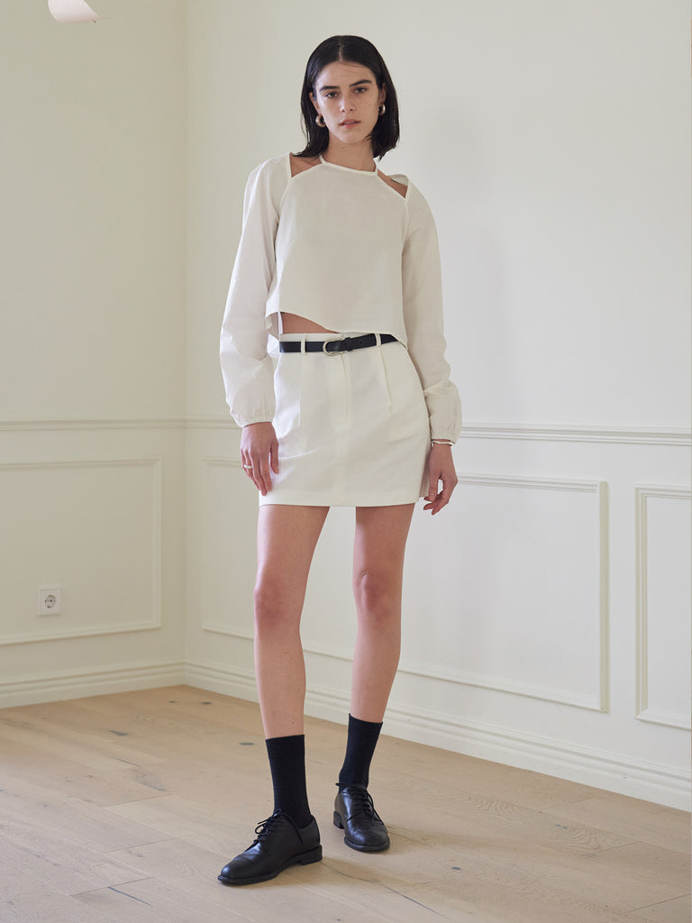 TMO BY 13MONTH（ティーエムオーバイサーティンマンス）ONE TUCK MINI SKIRTS (WHITE)