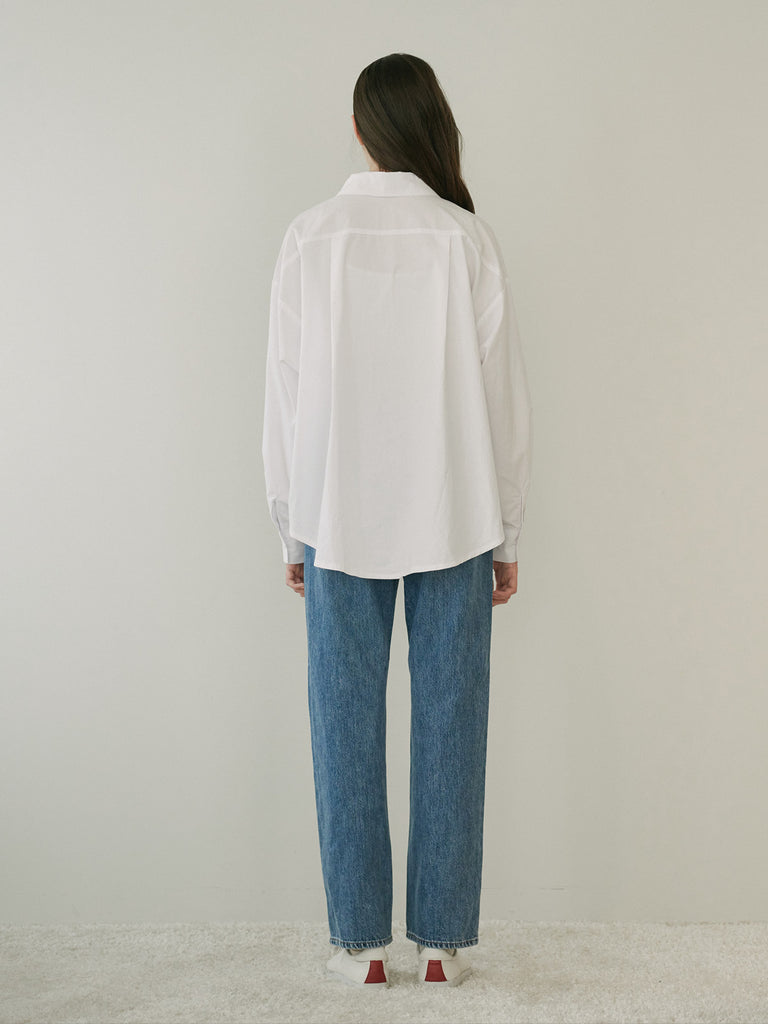 TMO BY 13MONTH（ティーエムオーバイサーティンマンス）OVERSIZED LOGO SHIRT (WHITE)