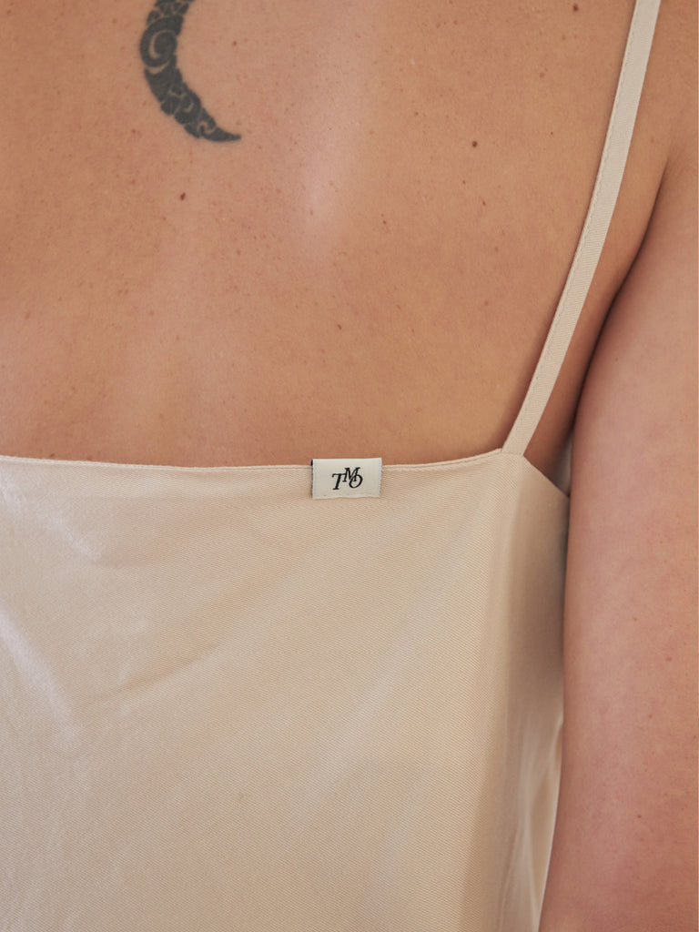 TMO BY 13MONTH（ティーエムオーバイサーティンマンス）SLIP ONE PIECE (BEIGE)
