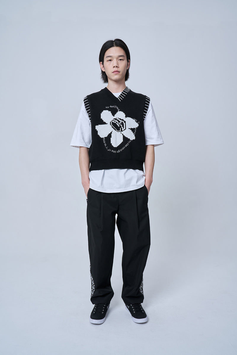 オーワイ(OY) PIXEL LOGO STITCH KNIT VEST-BLACK