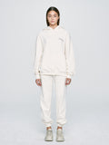 ディープリーク(DPRIQUE) LOGO SWEATPANTS- IVORY