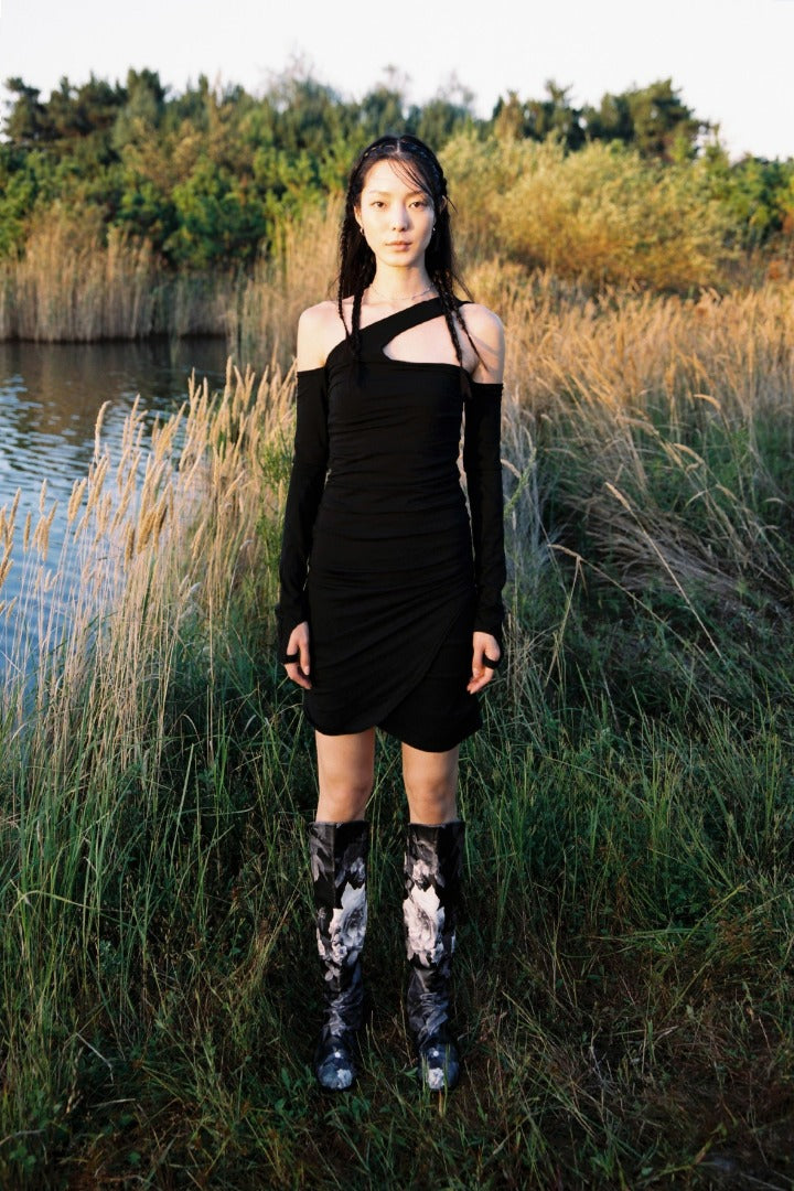 nache(ナチェ)  WAVY FITTED DRESS