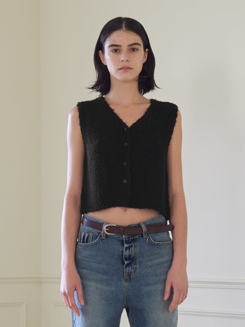 TMO BY 13MONTH（ティーエムオーバイサーティンマンス）BUTTONED KNIT VEST (BLACK)