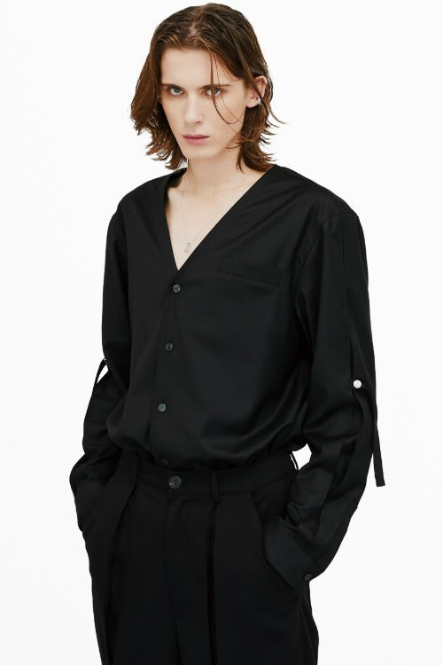 イーエスシースタジオ(ESC STUDIO) slit v-neck shirt(black)