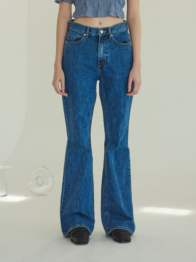 TMO BY 13MONTH（ティーエムオーバイサーティンマンス）BOOTCUT JEANS (BLUE)