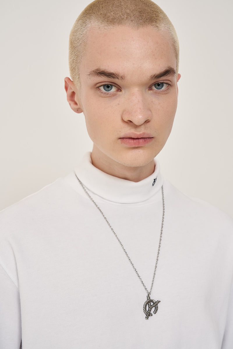 オーワイ(OY) TWIST LOGO NECKLACE