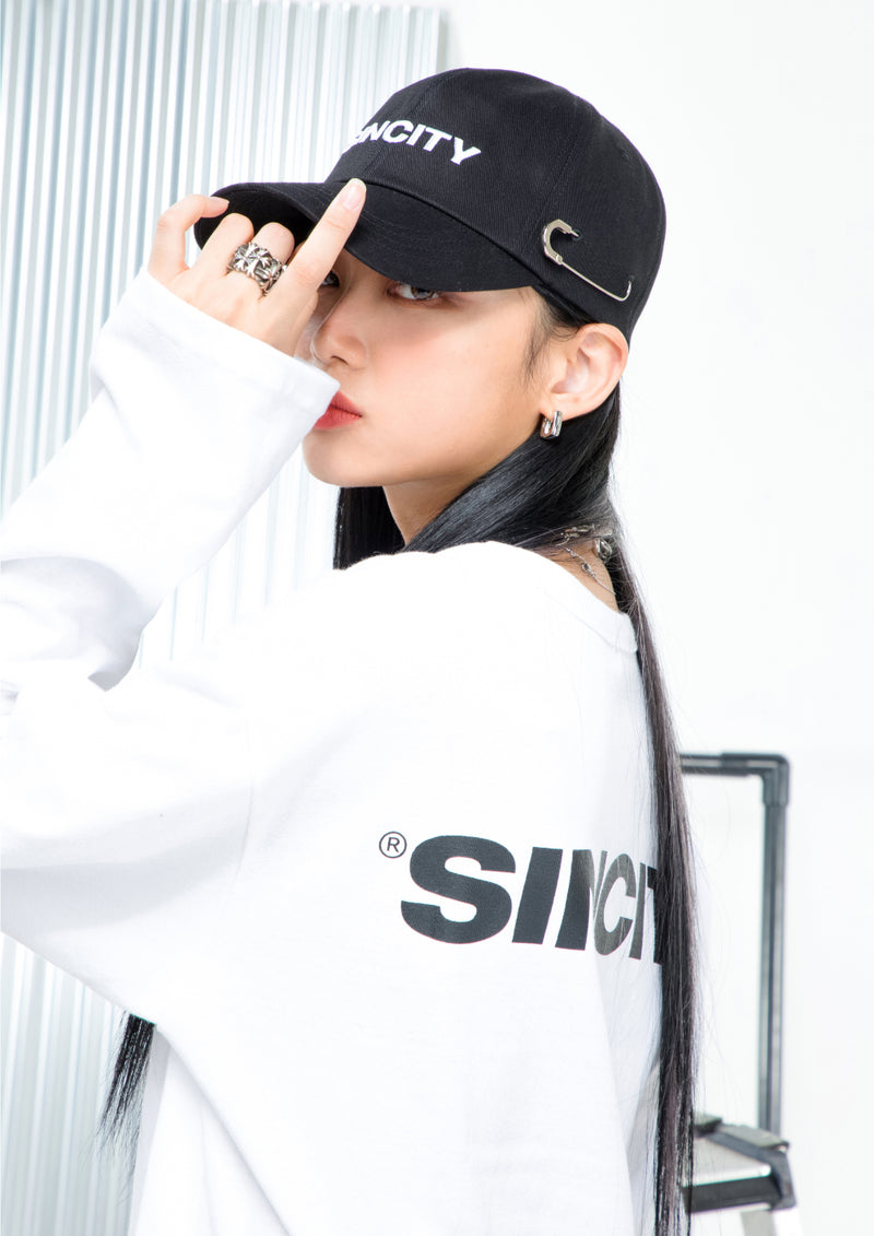 SINCITY (シンシティ) Sincity logo cap white/black