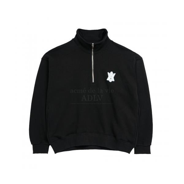 アクメドラビ(acme' de la vie)    A LOGO EMBLEM PATCH BASIC PULLOVER SWEAT SHIRT BLACK