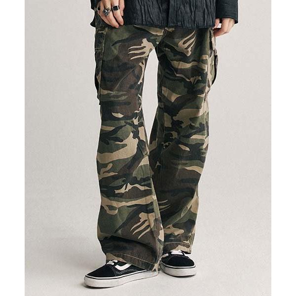 シディスコンマ(SHETHISCOMMA)  CAMO WIDE PANTS