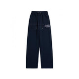 アクメドラビ(acme' de la vie)    CURLY LOGO EMBOSS EMBROIDERY SWEAT PANTS NAVY