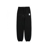 アクメドラビ(acme' de la vie)    A LOGO EMBLEM PATCH SWEAT PANTS BLACK