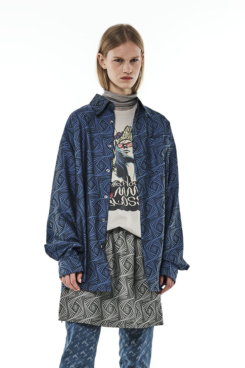 MMIC(エムエムアイシー) SPIRAL SQUARE L/SL SHIRT BL