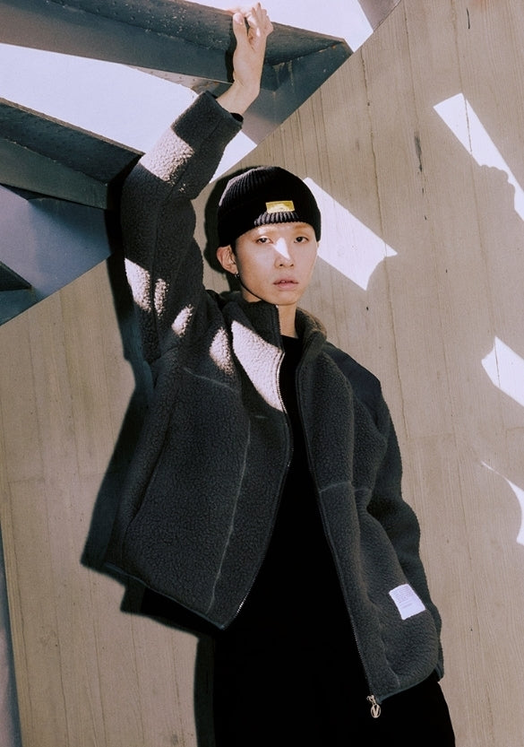 オベルー(OVERR) ESSAY.5 FLEECE ZIP-UP KHAKI JACKET